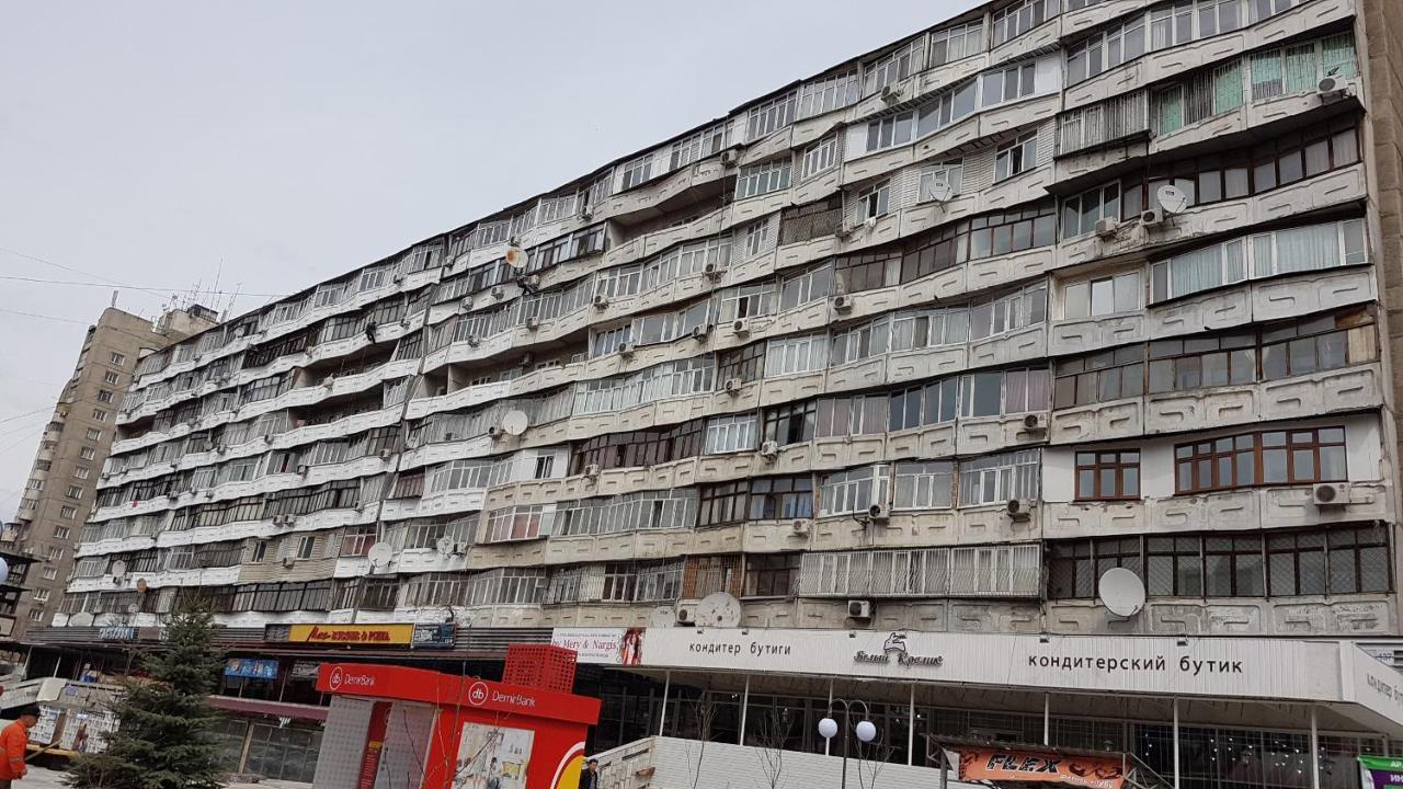 Flat In Central Bișkek Exterior foto